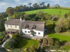 3 bedroom detached house for sale in Woolstone, Cheltenham, Gloucestershire