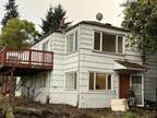 $2,700 - 4 Bedroom 2 Bathroom House In Seattle With Great Amenities 10438 Des