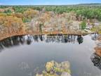 Middleton, Esinteraction County, MA Lakefront Property, Waterfront Property