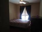 1 or 2 roommates wanted