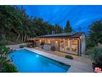 3876 Reklaw Dr, Studio City, CA 91604