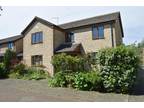 4 bedroom detached house for rent in Ray Close, PE8