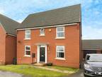3 bedroom detached house for sale in Field View, Oulton, Leeds, LS26