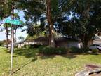 Single Family Residence - DUNEDIN, FL 1024 Kenwood Drive