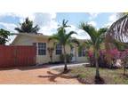 Single Family Detached - Pompano Beach, FL 1424 NE 31st Ct