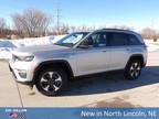 2024 Jeep grand cherokee Silver