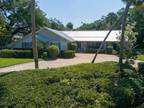 Detached Home - Vero Beach, FL 3820 Indian River Dr E