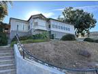 8822 Yates St, Sunland, CA 91040