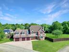 5 bedroom detached house for sale in Roundhills View, Glatton, PE28