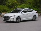 2020 Hyundai Elantra White, 79K miles