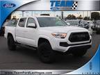 2020 Toyota Tacoma White, 47K miles