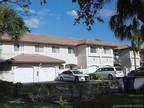 Rental, Townhouse/Villa-Annual - Coral Springs, FL 8973 NW 38th Dr