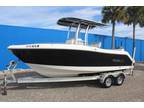 2018 Robalo R222