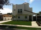Townhouse - Lakewood, CA 11640 208th St #1