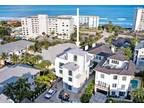 844 Oceanside Dr, Juno Beach, FL 33408