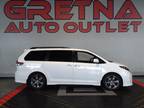 2016 Toyota Sienna SE 8-Passenger