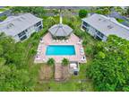 8291 SE Croft Cir #M-9, Hobe Sound, FL 33455