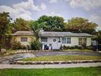 4420 NW 34th St, Lauderdale Lakes, FL 33319