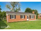 Cute 3BR 1.5 BA Brick Home 517 Lama St