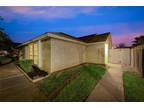 Traditional, Duplex - Grand Prairie, TX 639 Stonehenge Dr