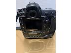Nikon D4 16.2MP Digital SLR Camera Body w/ 2 Batteries and Charger