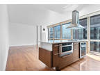 Beautiful large 1 bedroom apartment in Flatiron