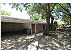 2716 St Edwards Cir - HW - Blue Team - B