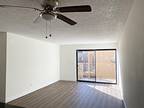 $2095/819 REDONDO AVE., #303-Top Floor, 2 BR, 2 Bth, Renovated, Private Balc...