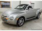 2005 Chevrolet SSR 7K 6.0 LIKE NEW