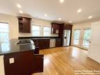 5 bedrooms in Boston, AVAIL: 9/1
