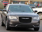 2016 Chrysler 300 4dr Sdn LIMITED *FULLY LOADED* *LOW MILES*
