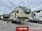 2020 FOREST RIVER FLAGSTAFF 524LWS RV for Sale