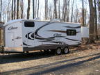 2013 Keystone Cougar X-Lite 22RBV 25ft