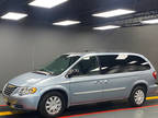 2006 Chrysler Town & Country LWB 4dr Touring