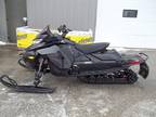 2023 Ski-Doo MXZ® X-RS® Rotax® 600R E-TEC Ice R 7.2_Black Snowmobile for Sale