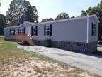 3 Bedroom 2 Baths Mobile Home in Wellington Estates