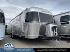 2024 Airstream Flying Cloud 30RBT Twin