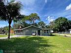 285 27th Ave SW, Vero Beach, FL 32968