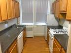 Great Deal Spacious 1 Bed Steps From B Line