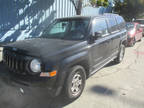 parting out 2014 Jeep Patriot FWD 4dr Sport