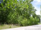 Camdenton, Great Building Lot in nice Subdivision located