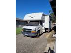 2006 Winnebago Chalet Workhorse 30br 31ft