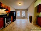 Large 3Rd Floor 3 Bedroom - Large Rooms And Lot...
