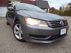 2012 Volkswagen Passat 4dr Sdn 2.5L Auto SE w/Sunroof PZEV