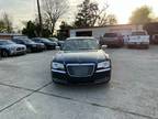 2012 Chrysler 300 4dr Sdn V6 Limited RWD