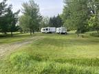 Gladwin, Beautifully maintained lot with ALL hook-ups for