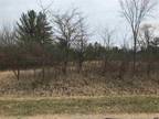 Gladwin, Large unimproved lot, excellent for building or