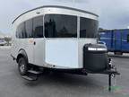 2023 Airstream Flying Cloud 27FB 20ft