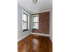 Four Bedroom In Lower East Side