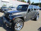 2010 Jeep Wrangler Unlimited 4WD 4dr Sahara *DRK GRAY* BIG WHEEELS & TIRES